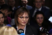 Бойкотирала вчера заседанието на парламента, Корнелия Нинова днес дошла да приема бюджета