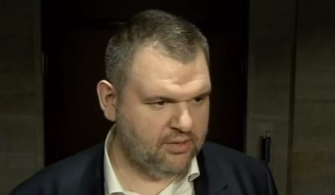 Съпредседателят на ДПС Делян Пеевски сезира прокуратурата ДАНС и МВР