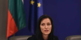 Мария Габриел: Всеки министър е одобрен от мен и премиера Денков