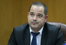 Вътрешният министър: Полицаи не са охранявали клуба на Нотариуса