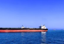 Военноморските сили на САЩ заловиха похитителите на танкера с българи на борда