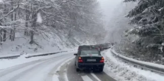 Оранжев код за валежи от сняг и дъжд в девет области за Коледа