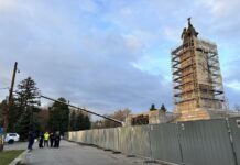 Областният управител Вяра Тодева: Първо ще бъдат демонтирани най-високите фигури на Паметника на Съветската армия