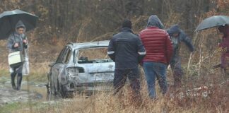 Откриха опожарена кола край София, вероятно на бандитите, обрали парите от инкасото в Благоевград