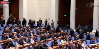 Служебният премиер няма да излиза в отпуск, а временно ще се прекратяват правомощията му