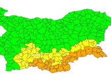 Оранжев код за значителни валежи от дъжд и сняг за пет области на страната