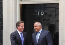 Бойко Борисов разговаря по телефона с британския външен министър Дейвид Камерън