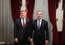 Визитата на турския външен министър у нас започна със среща с Карадайъ