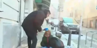 Жена счупи ръката си на поледиците в София, докато телевизия прави репортаж за опасните тротоари (ВИДЕО)