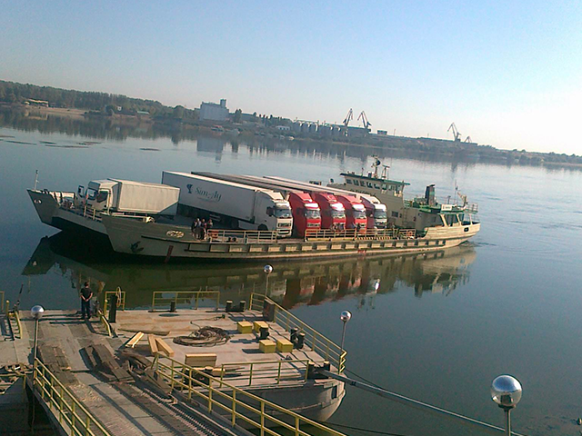 Фериботът Свищов – Зимнич е преустановил работа поради повреда съобщиха