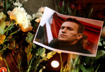 Погребални служби не искат да транспортират тялото на Навални до църквата и гробищата