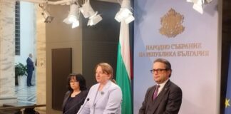 ГЕРБ отговори на Денков: Има тежки съмнения за корупция в редица министерства. Няма да отстъпим от коалиционното споразумение