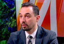 Икономическият министър назначил близка на бащата на Кирил Петков пенсионерка в агенцията за експортно застраховане