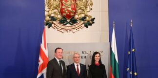 Дейвид Камерън в София: Путин трябва да види, че е сбъркал