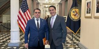 Асен Василев агитирал американци да купят „Лукойл Нефтохим“