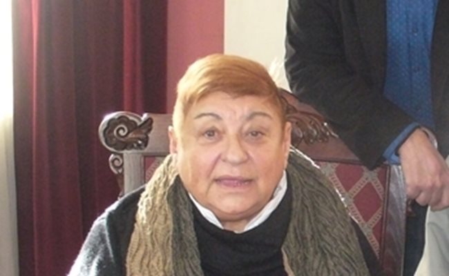 Почина сценаристката и драматург Райна Томова-Сърчаджиева, съобщи съпругът й Йосиф