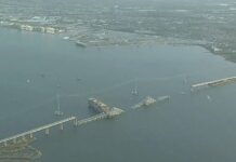 Кораб срути мост в американския град Балтимор, има загинали