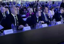 Бойко Борисов пристигна на конгреса на ЕНП в Букурещ (ВИДЕО)