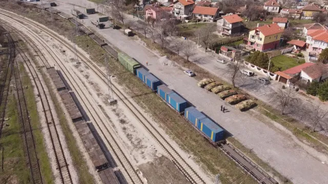 Българските БТР и потеглят към войната в Украйна Извозването на 100 те