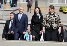 Неофициално: Правителство няма да има. Крайният срок за преговори между ГЕРБ-СДС и ПП-ДБ изтече