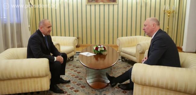 Президентът Румен Радев проведе среща с председателя на 49-ото Народно