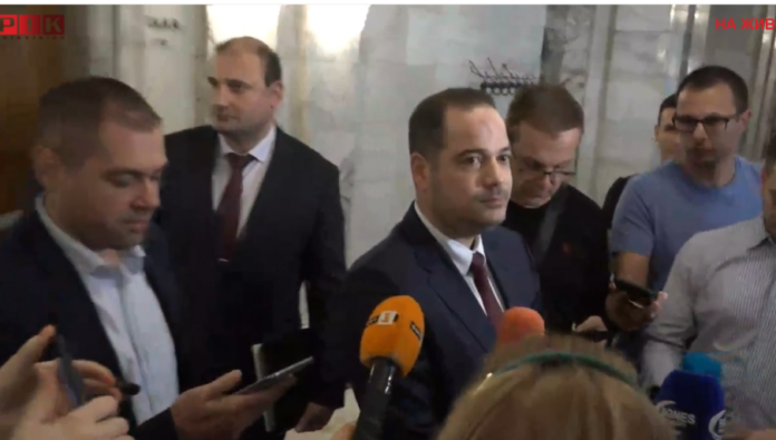 7fcc7fdbcf244fe488365c19997b5297