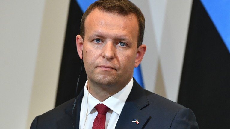 Естонският вътрешен министър планира да предложи обявяването на Московската патриаршия