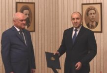 Главчев няма да се среща с Радев, предлага себе си за външен министър