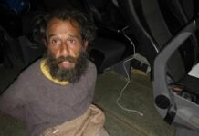 Съдът освободи обвиняемия за поругаването на гроба на патриарх Неофит