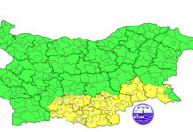 Жълт код за обилни валежи и градушки в Югоизточна България в сряда