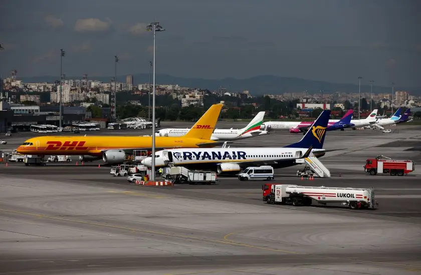 Авиокомпания Райънеър“ ще базира четвърти свой самолет на летище София