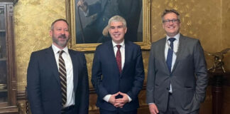 Министър Малинов в Белия дом: С втечнен газ от САЩ гарантираме енергийната сигурност на целия регион