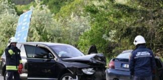 Жената от катастрофата с Кирил Петков е в съзнание и комуникативна