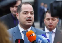 Калин Стоянов: Не Мирчев, а Пеевски и Борисов осигуриха БТР-и на Украйна