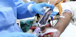 Търсят спешно кръводарители за тежко ранена при катастрофа майка на три деца