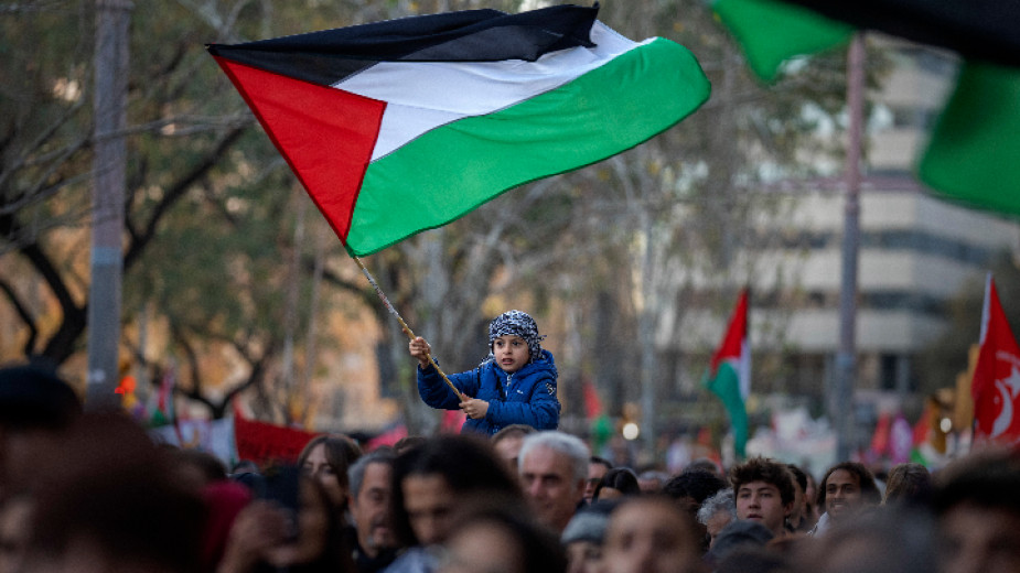 Испания Норвегия и Ирландия официално признаха Палестина като държава Израел