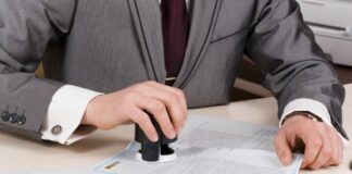 При изповядване на сделки нотариусите вече ще проверяват имаме ли неплатени задължения