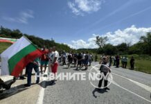 Протест на животновъди блокира Подбалканския път