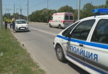 Автомобил блъсна две деца в Русе