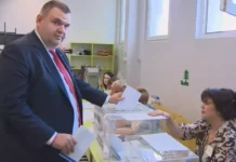 Пеевски: Няма тема Доган-Пеевски, има тема Пеевски и Дерибеите