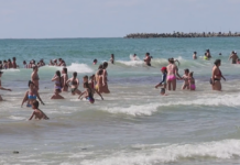 Водата на проблемния Офицерски плаж във Варна е чиста, отчитат от РЗИ