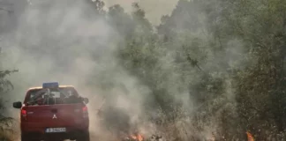 Пожарът в Сакар се разрасна до близо 10 хиляди декара