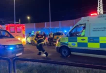 Два влака се сблъскаха в Чехия, четирима загинаха, десетки са ранени