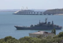 Украйна атакува Севастопол с американски ракети