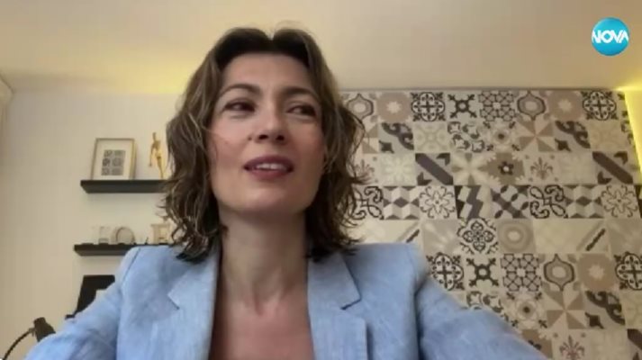 Нова телевизияЕва Мария Попчева е един от българските кандидати за
