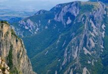 Турист загина в Стара планина след падане от 15 метра