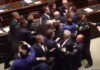 Бой в италианския парламент /видео/