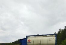 Аварирала цистерна затвори пътя Разград-Попово