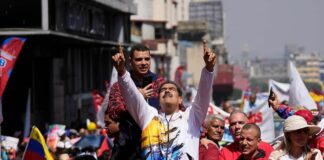 Това са същите машини, които и у нас гласуват „правилно“ за ПП-ДБ. Наричаме ги мадуровки.