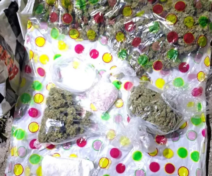 9499dec0f4ad455328fccfef00c98711